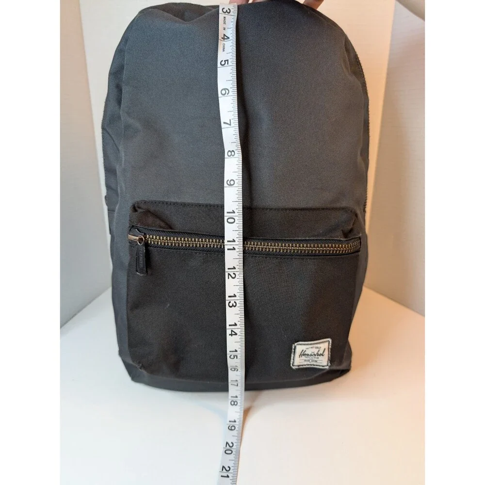 Herschel Nova Backpack, Black/Gold, Small 14.0L